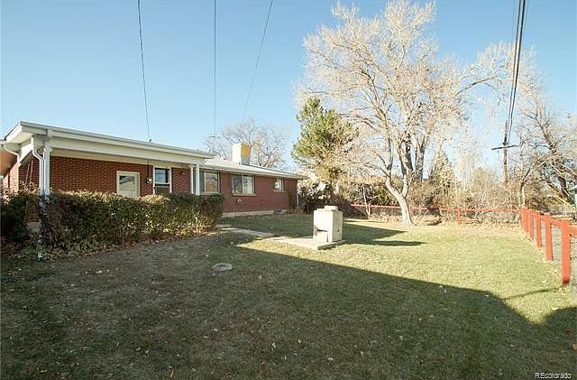 2nd image of 2320 S Meade St