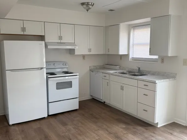 603 2nd St APT 6, Bedford, VA 24523