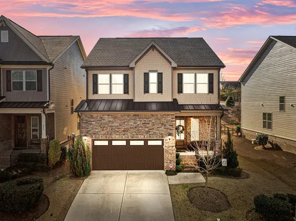 937 Regency Cottage Pl, Cary, NC 27518