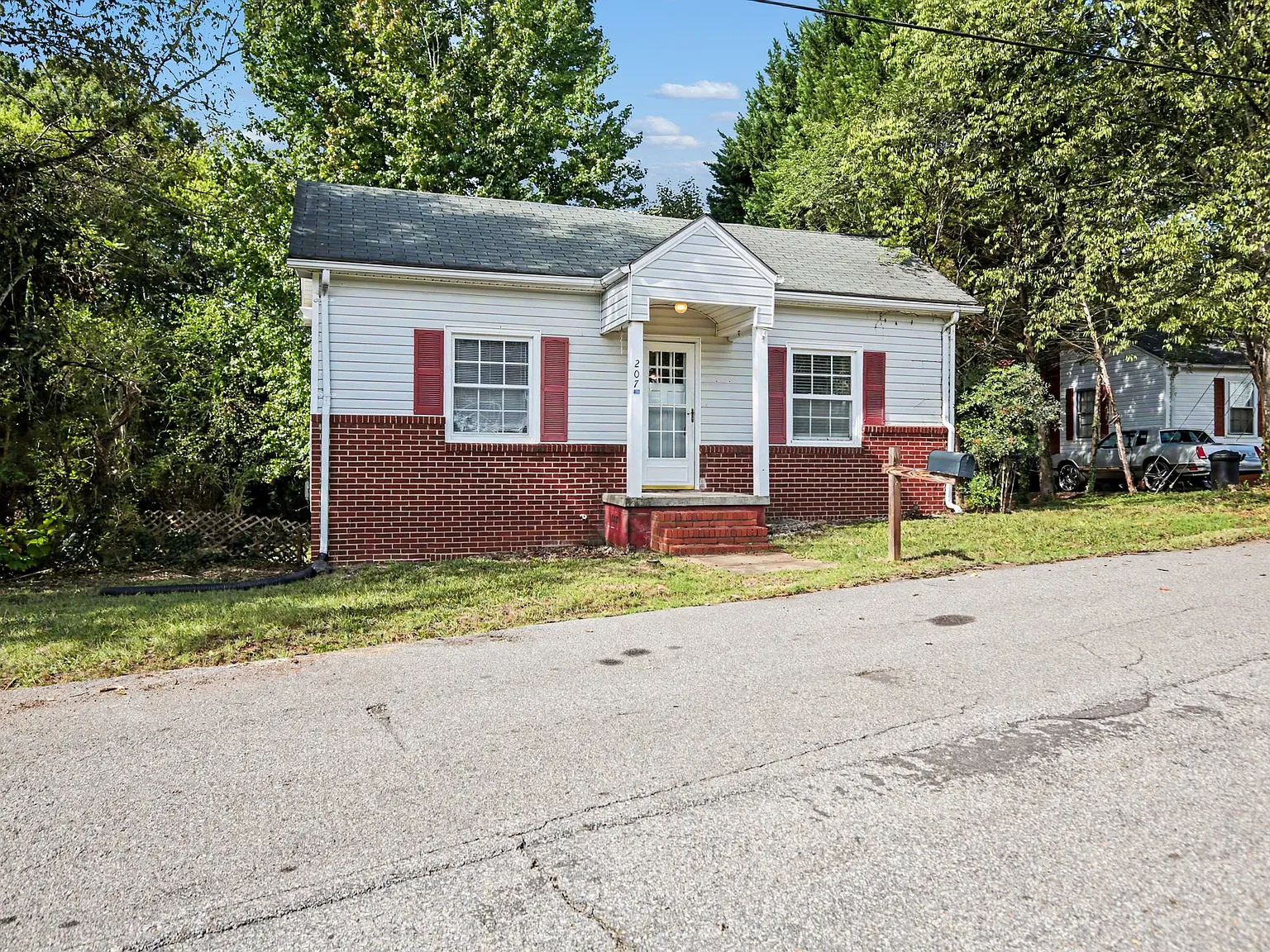 2 bed, 796 sqft, $1,100 — Photo 3