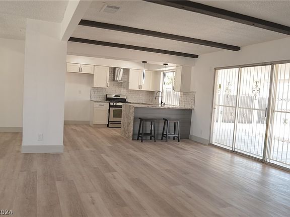 2nd image of 4232 Sheppard Dr