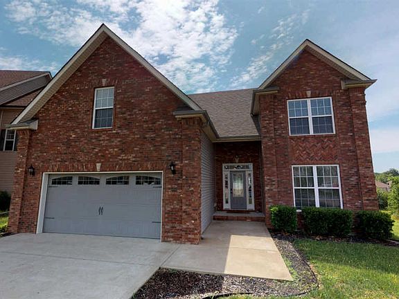 2nd image of 810 Carousel Ct