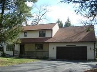 30 Ashley Cir, Easthampton, MA 01027