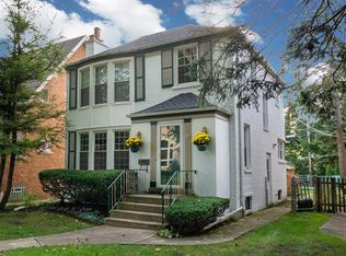 904 Harrison St, Park Ridge, IL 60068