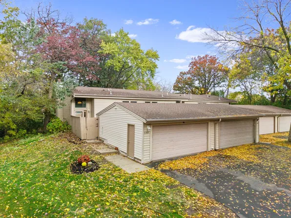 6384 Aspenwood Plz, Woodbury, MN 55125