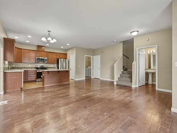 5th image of 1620 Craig Rd SE