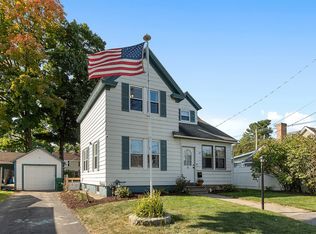 9 Hamilton St, Clinton, MA 01510