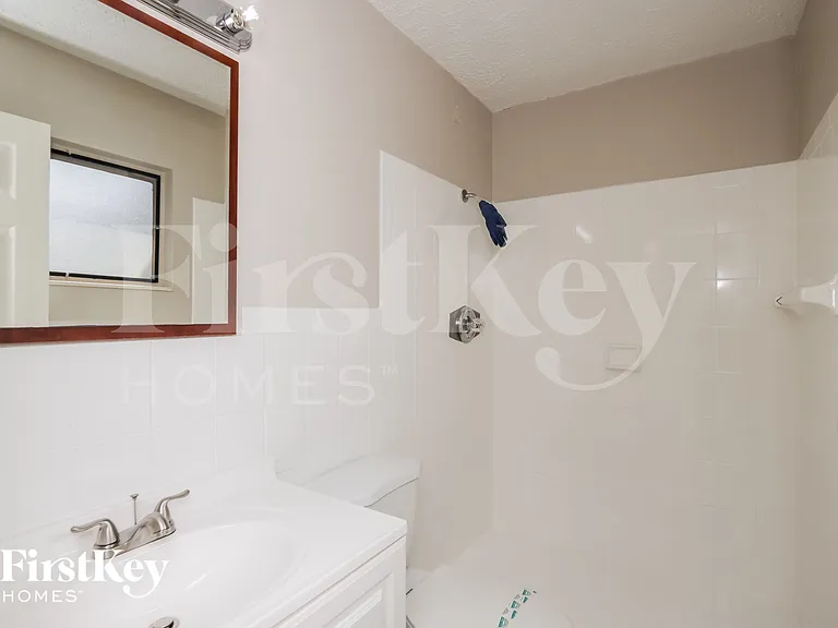 1056 Matador Dr — Photo 12