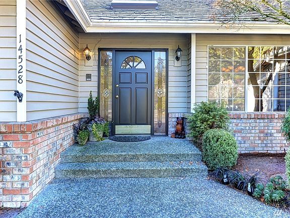 3rd image of 14528 16th Ct SE