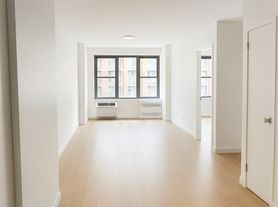145 4th Ave