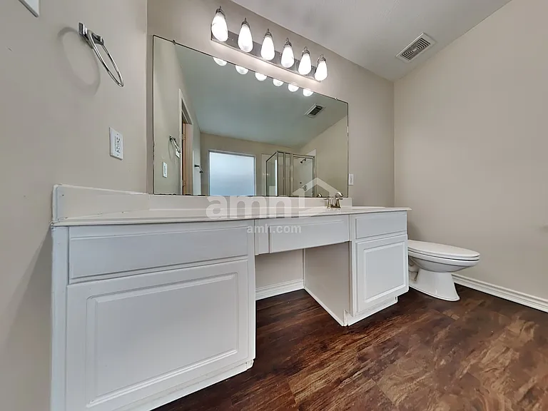 2219 Shady Pine Dr — Photo 12