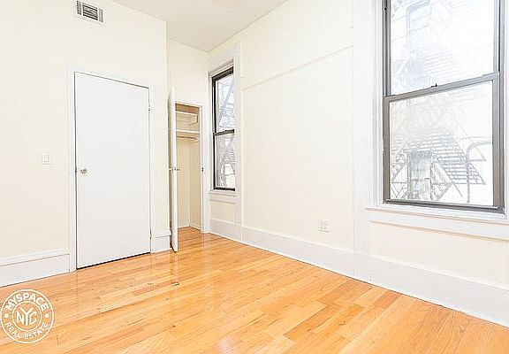 2nd image of 1159 Dean St #3D