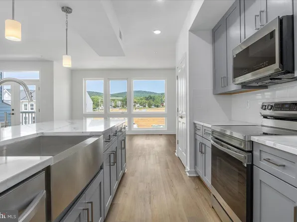 711 Iron Forge Rd Unit A, Frederick, MD 21702