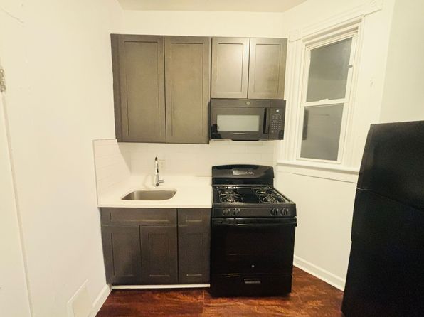 109 Hutton St #2E