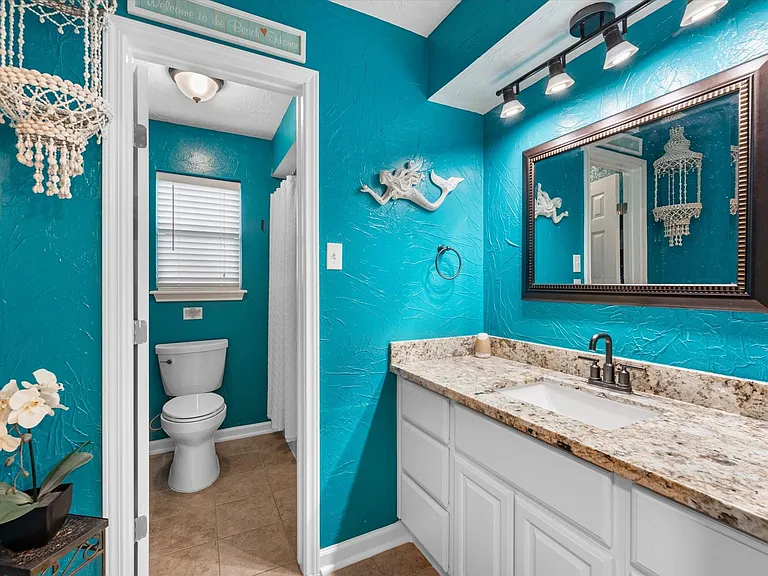 12701 Manorwood Ln — Photo 20