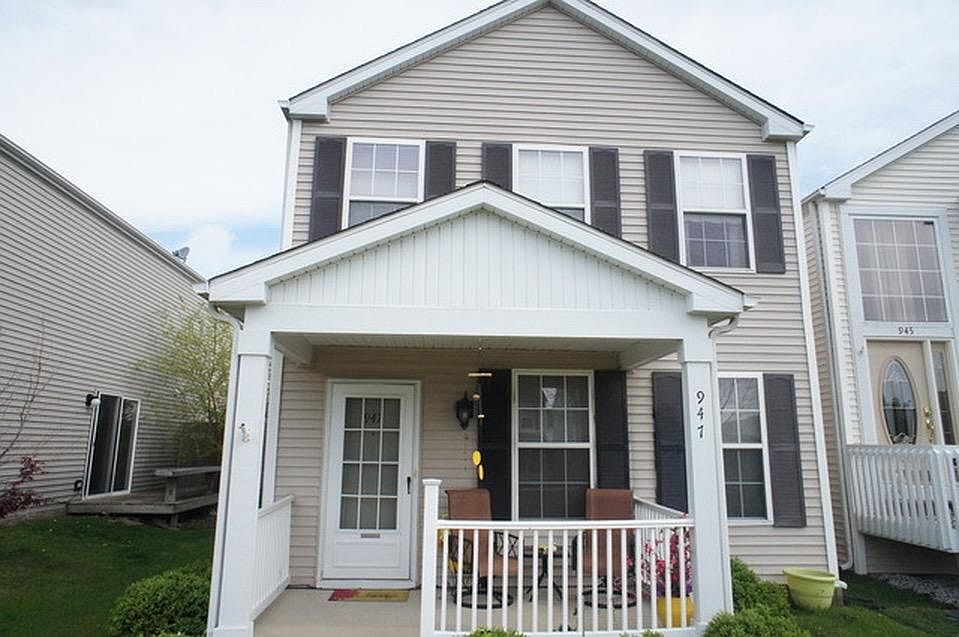 1st image of 947 Symphony Dr