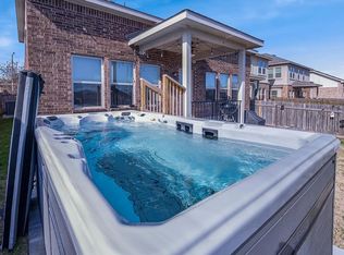 532 Rancho Verde Dr, Leander, TX 78641