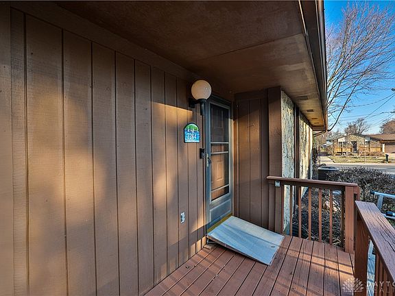 3rd image of 2284 Joshua Cir