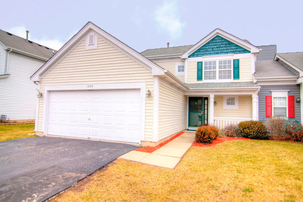 1304 Darnell Dr photo 1