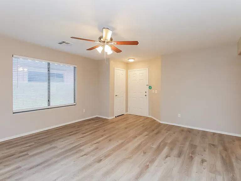 2370 W Gold Dust Ave — Photo 3