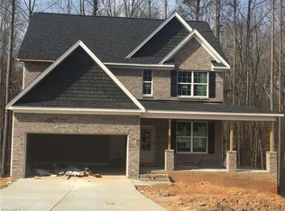 6913 River Gate Ct, Oak Ridge, NC 27310