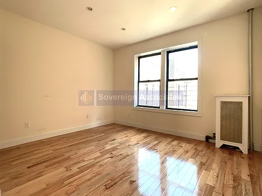 Rented by Sovereign Associates | media 3