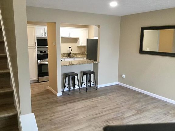 2nd image of 1611 Cedarwood Dr