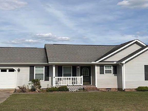 5th image of 117 Essex Dr