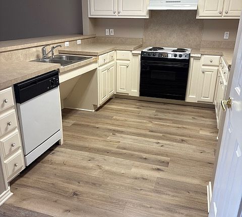 4th image of 1306 Avenue F Unit A