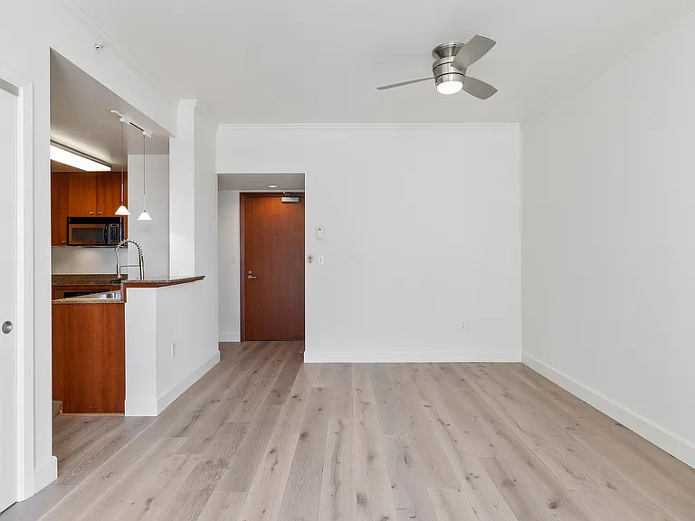 246 2nd St #1301 — Photo 14