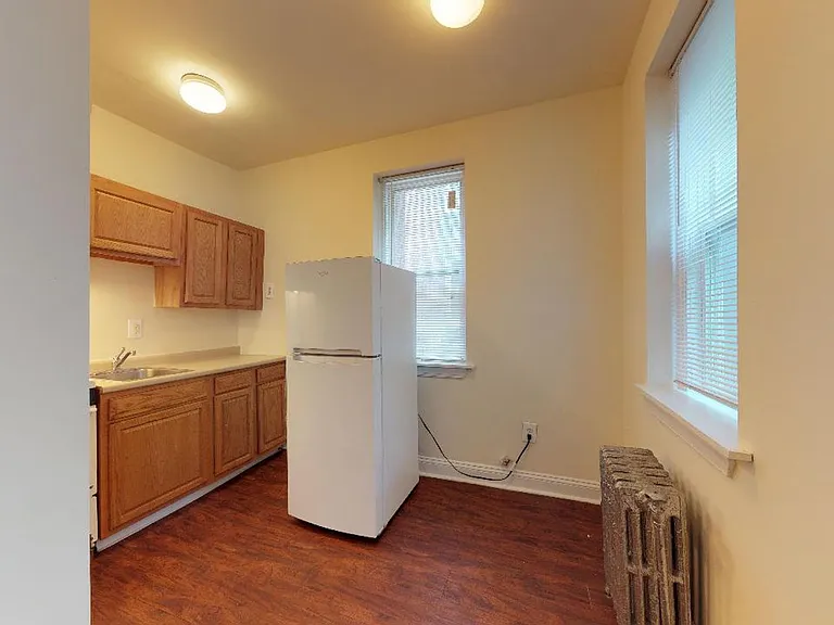 Royal Chester Apartments — Photo 13