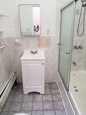 Rented by Yup Realty LLC | media 18