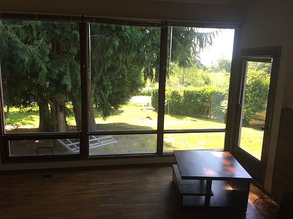 3rd image of 9801 NE Murden Cove Dr