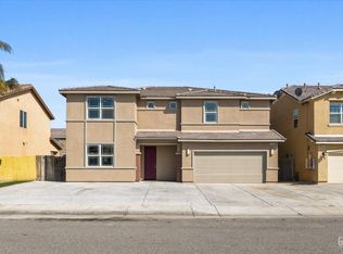 7328 Glitter Way, Bakersfield, CA 93313