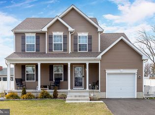 45 Grandview Dr, Sewell, NJ 08080