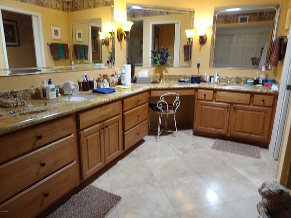 5th image of 10823 E Flintlock Dr