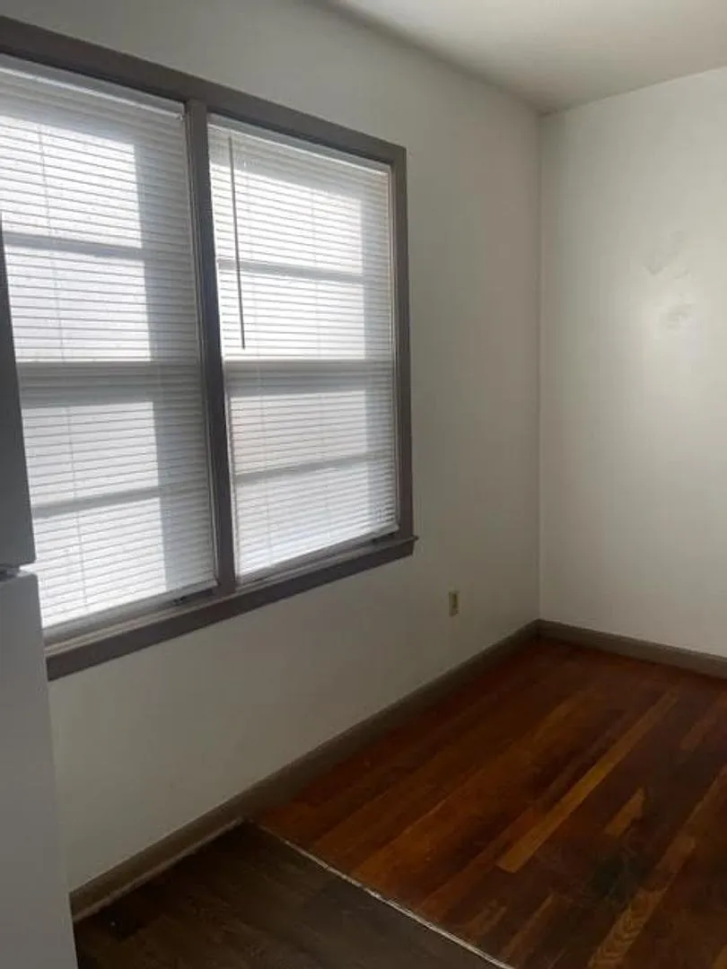 Section 8 Accepted on the 3 bedroom, 1 bath home. — Photo 3