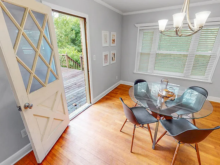 1306 Francisco Dr — Photo 4