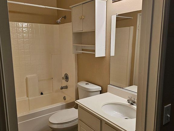 5th image of 20851 Kingston Ln
