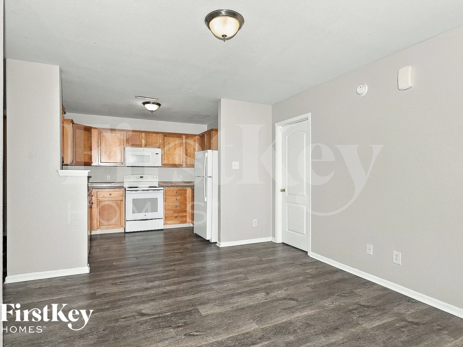 3 bed, 2.5 bath, 2181 sqft, $1,685 — Photo 4