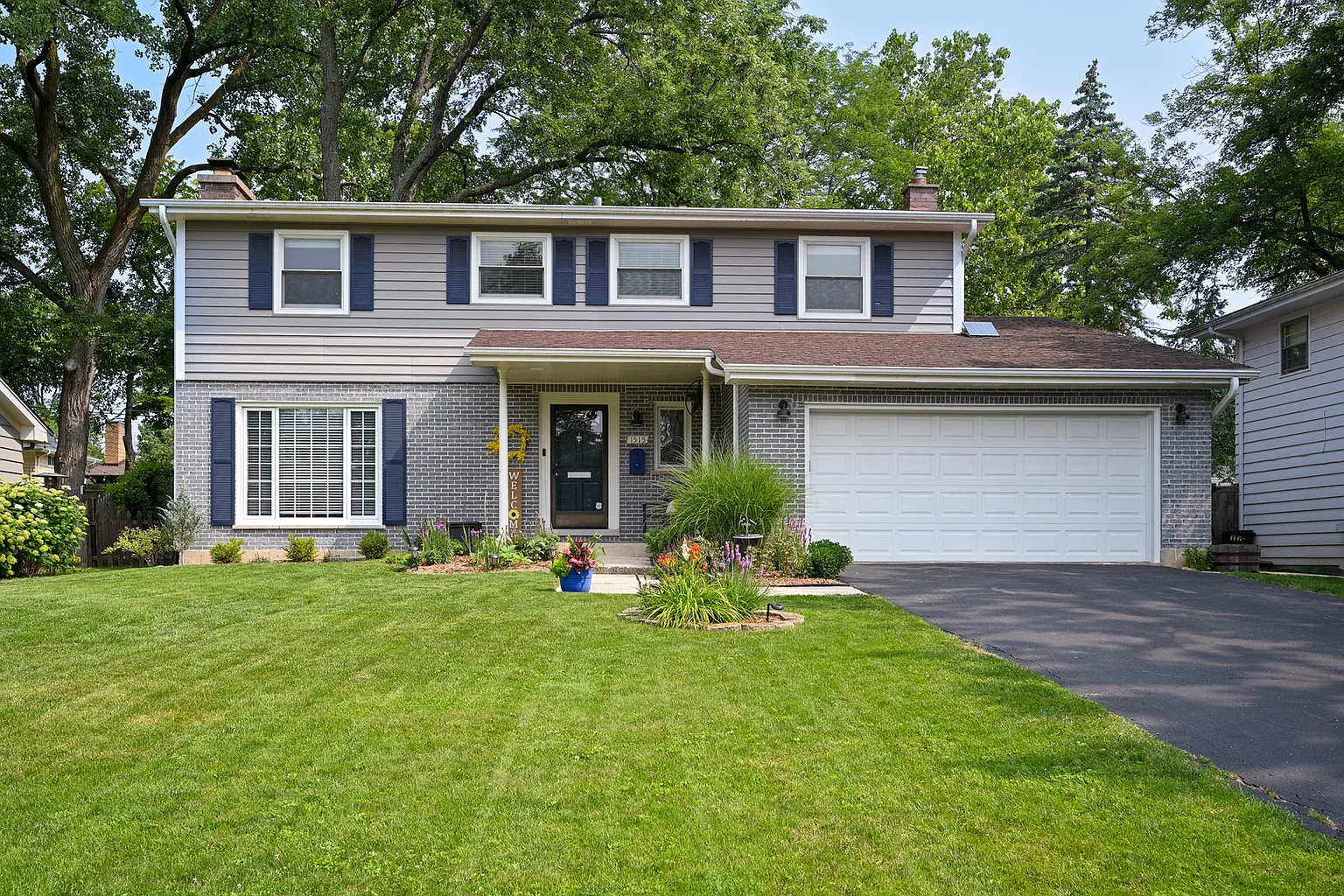 1515 Center Ave photo 1
