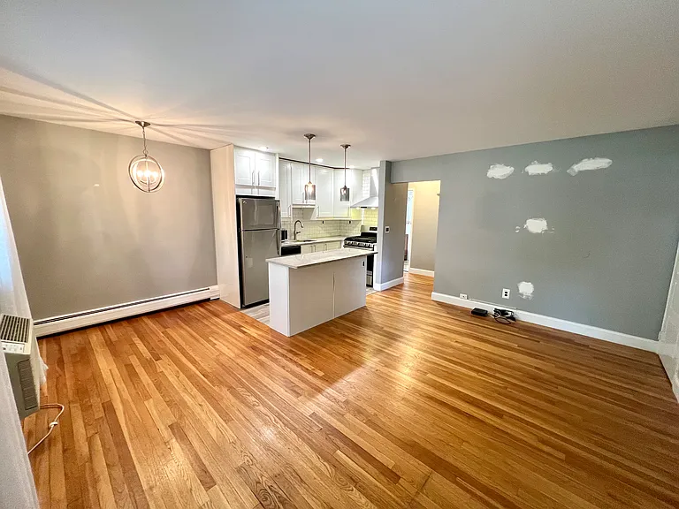 205 Washington Dr #205 — Photo 2