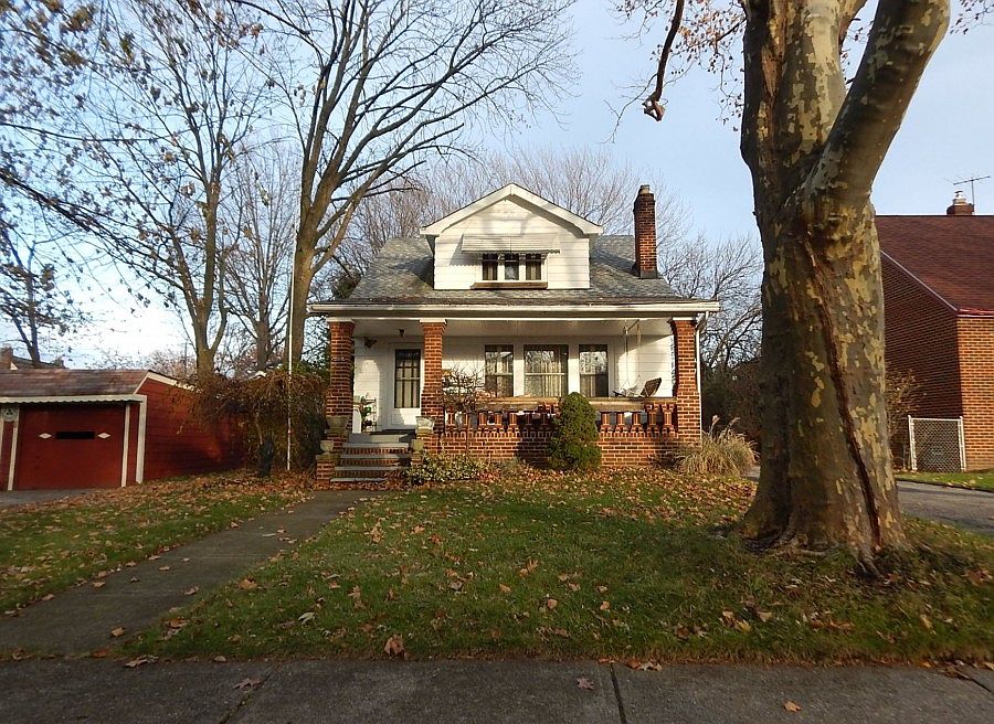 1st image of 115 Eastbrook Dr