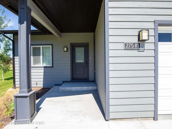 275 River View Cir #1, Alpine, WY 83128