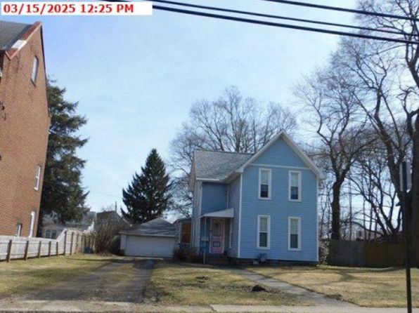 2451 Lake St, Lake City, PA 16423