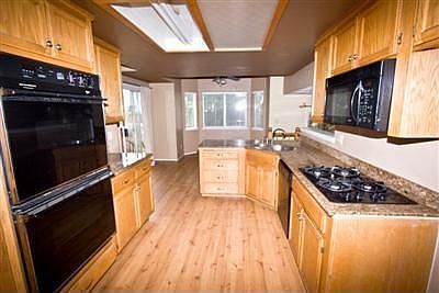 3rd image of 745 Milbank Dr