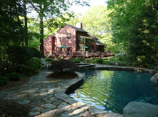 2 Hilltop Rd, Tolland, CT 06084