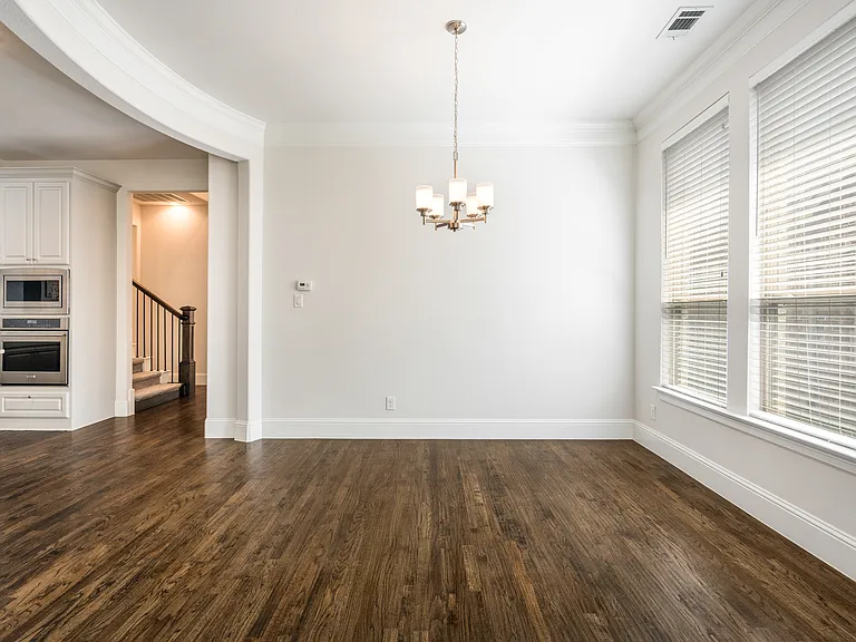 301 Ridgewood Dr — Photo 32