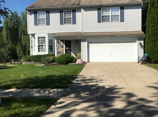 1605 Dartmoor Dr, Howell, MI 48843