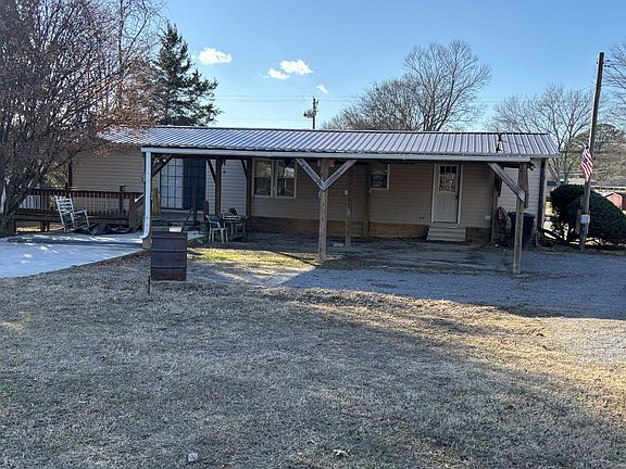 3rd image of 416 Marbury Rd